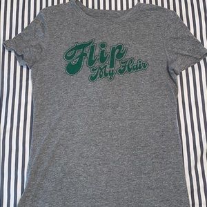 Jessie James Decker merchandise tee